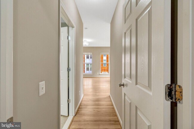 Building Photo - 42790 Lauder Terrace