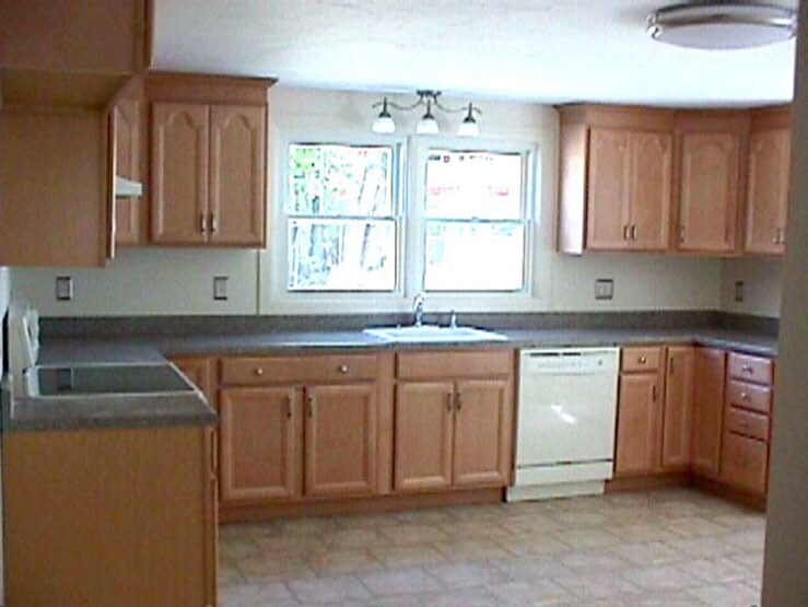 Building Photo - 216 5th St