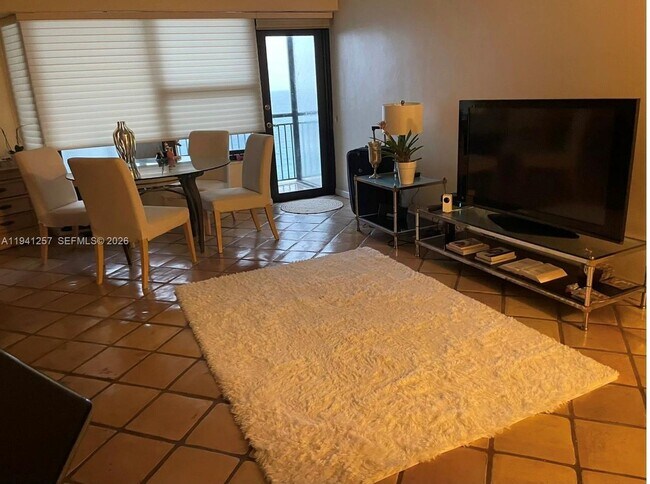 Building Photo - 3800 Galt Ocean Dr