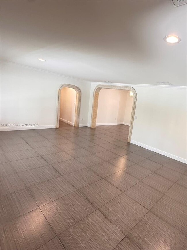 Building Photo - 5780 SW 53rd Terrace