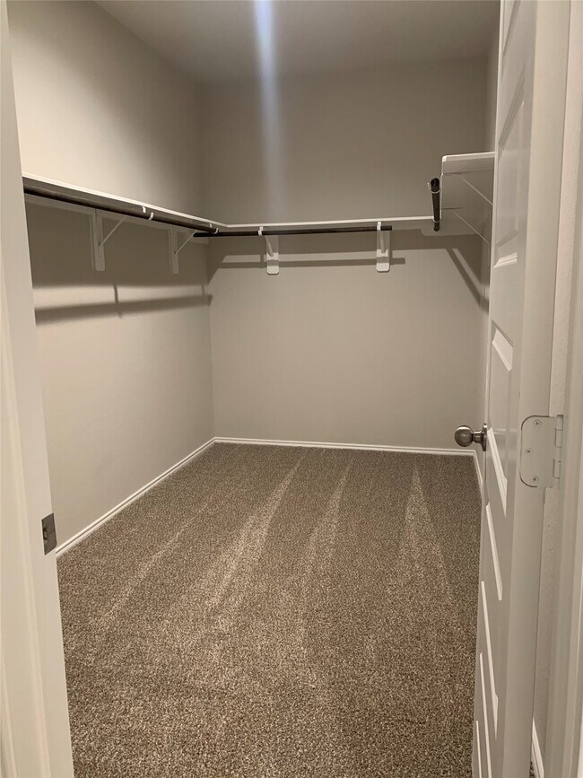 Building Photo - 1710 Chase Anchor Ct