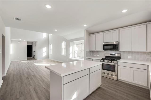 Building Photo - 2907 Doggett Dr