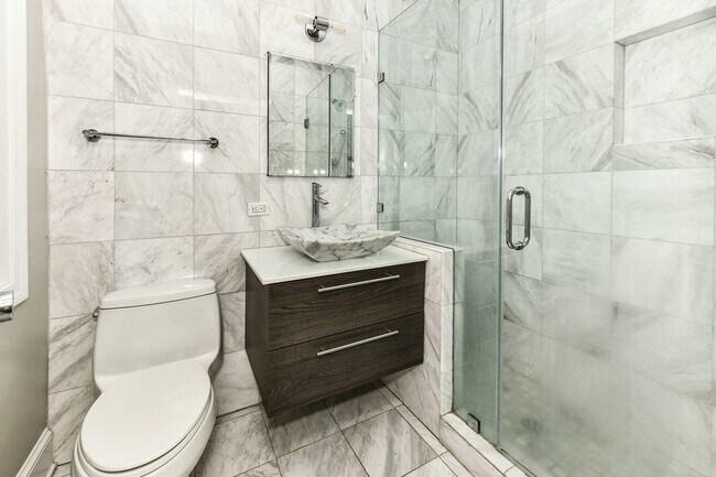 Building Photo - 1227 15th St NW