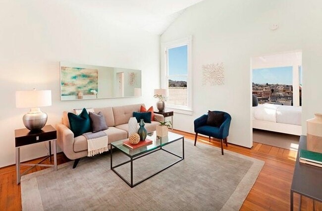 Building Photo - 1100 27th St S