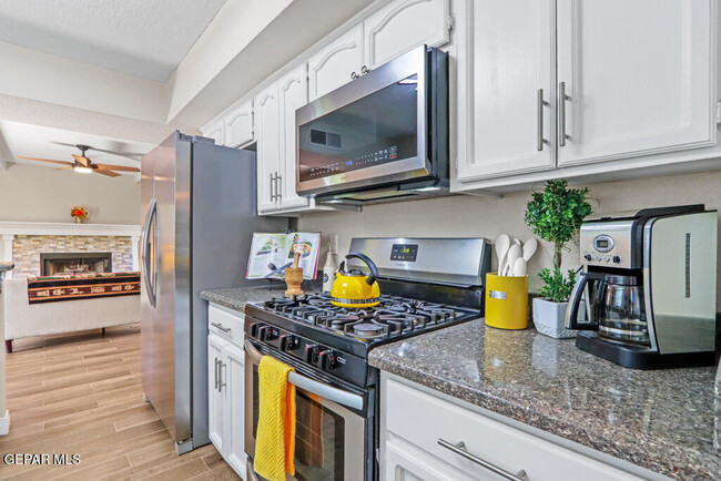 Building Photo - 1401 Copper Ridge Dr