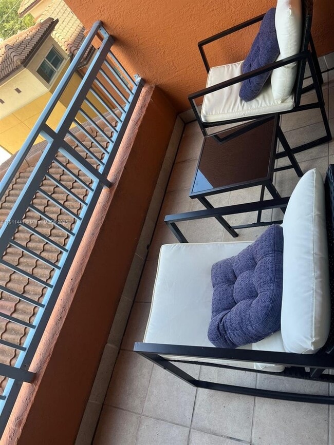 Building Photo - 90 Alton Rd