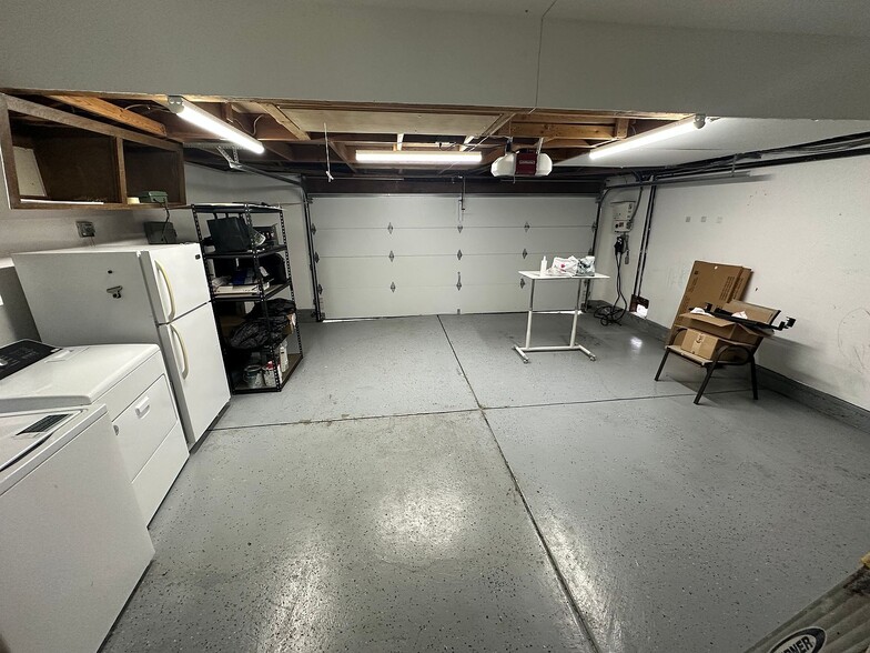 Building Photo - 575 Modoc Ct