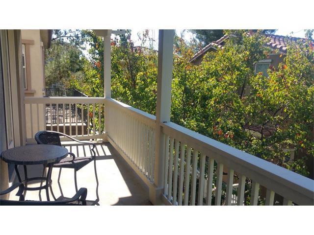 Building Photo - WILLOW GLEN - Beautiful townhome with balc...