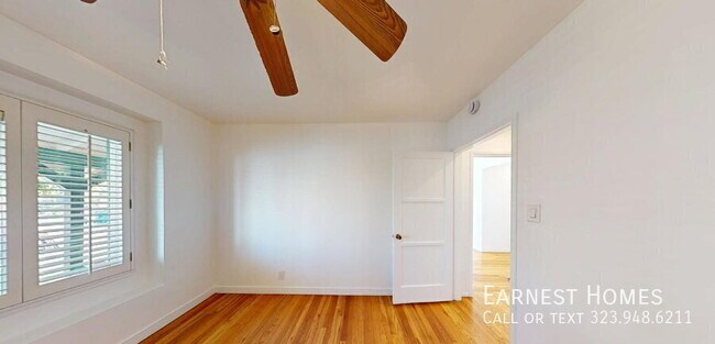 Building Photo - 7317 Kraft Ave