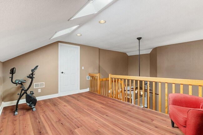 Building Photo - 409 Kathy Ln