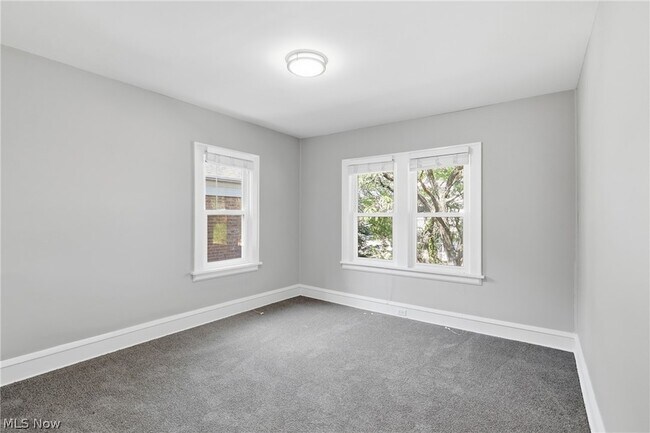 Building Photo - 1539 Elbur Ave