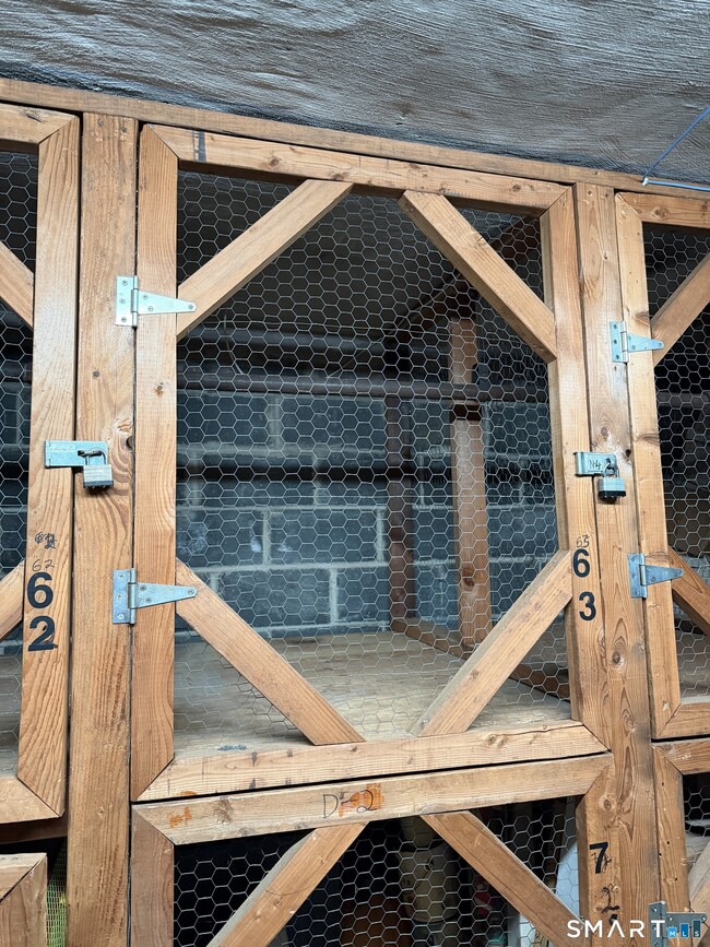 Building Photo - 11 Bedford Ave