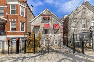 Building Photo - 2409 S Spaulding Ave