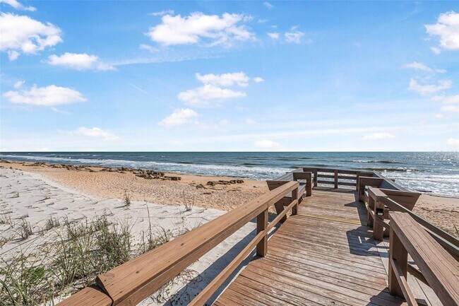 Building Photo - 104 Surfview Dr