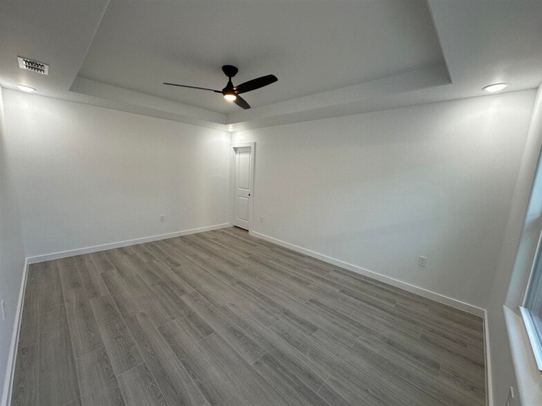 Building Photo - 8218 Casa Verde Rd