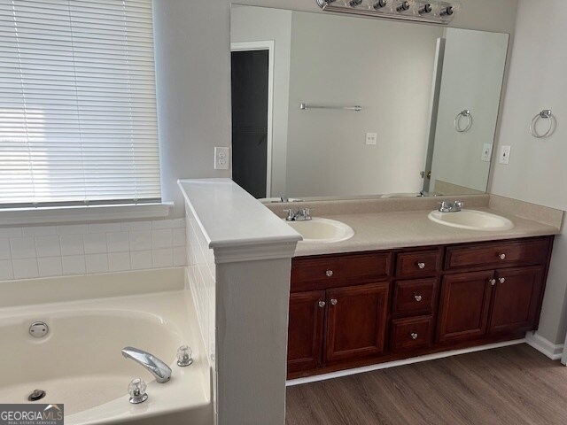 Building Photo - 10650 Daisy Cove