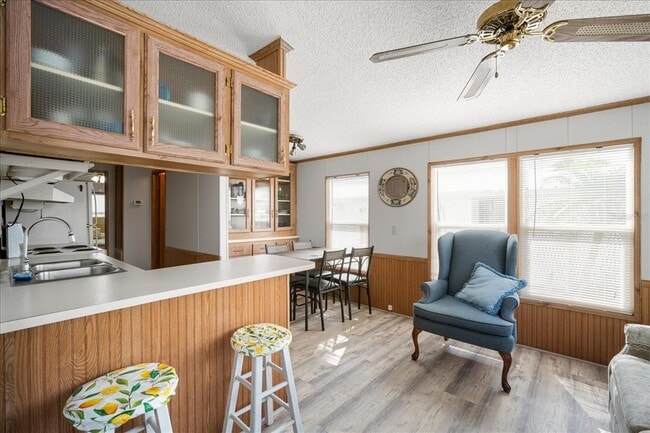 Building Photo - 35045 Cynthia Ave