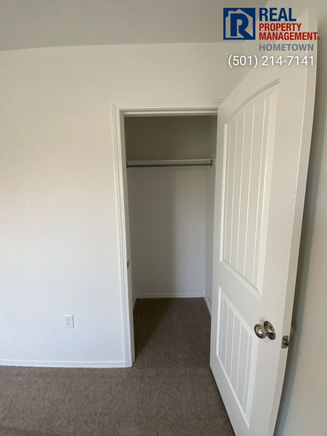 Building Photo - 29 Sourdough Crk Ln