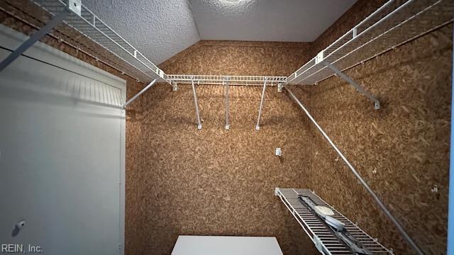 Building Photo - 2217 Waterpoint Pl