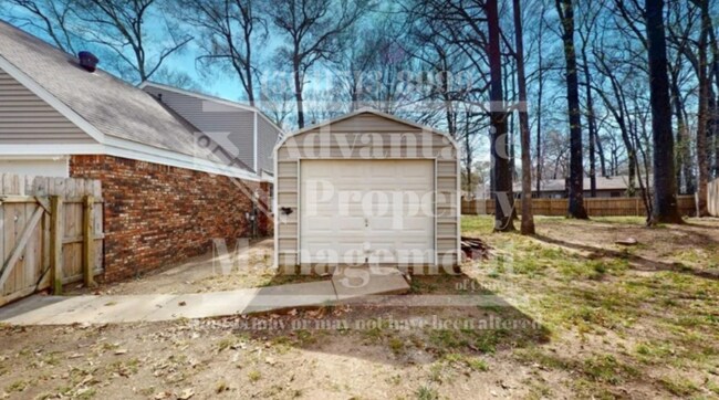 Building Photo - Showings Available!