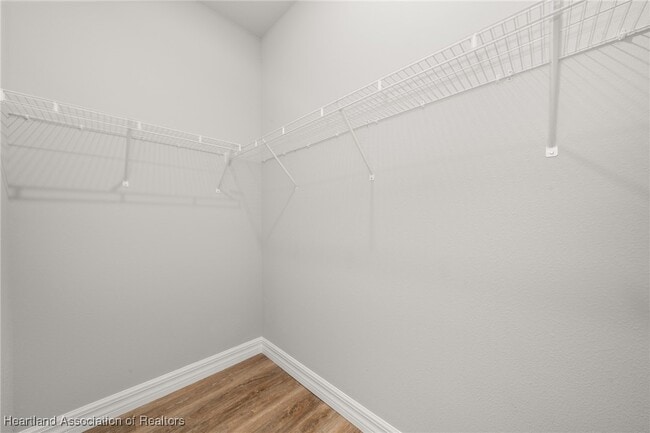 Building Photo - 5120 Belmar Dr