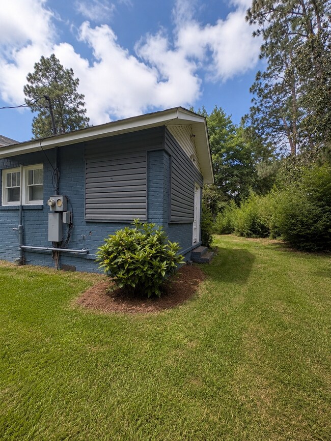 Building Photo - 3726 Irwinton Rd