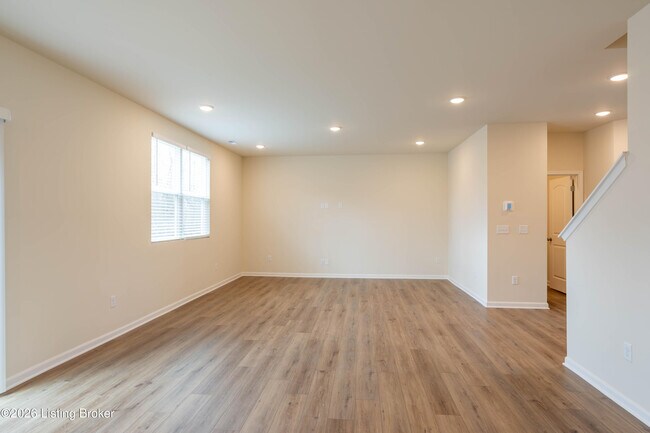 Building Photo - 2023 Lyndon Green Cir