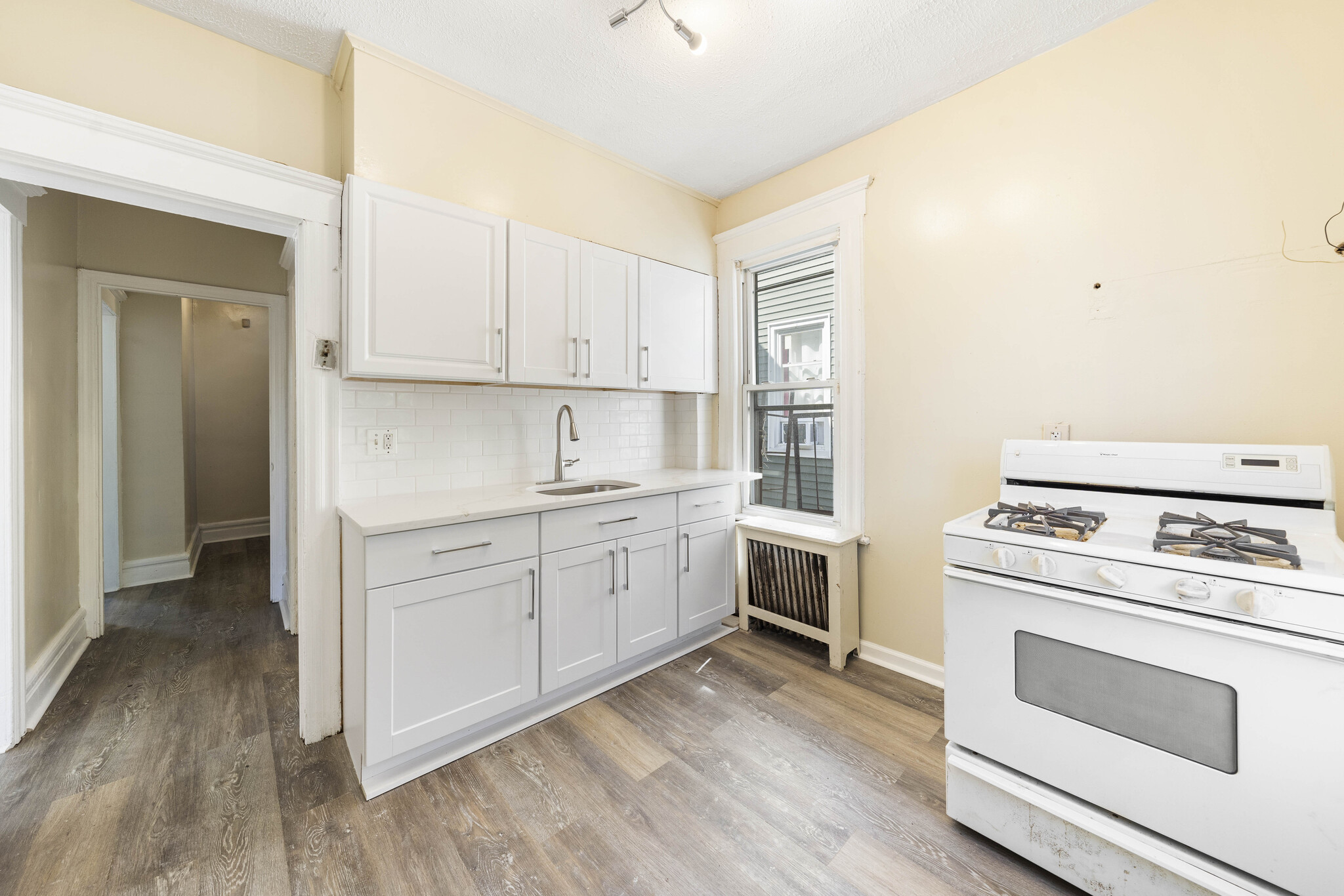 Kitchen - 69 Marion Ave