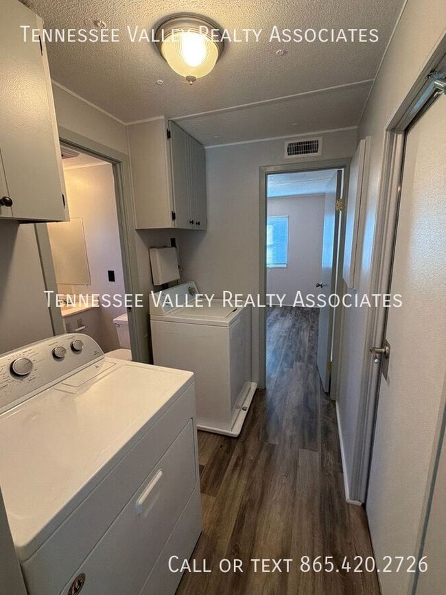 Building Photo - 2254 Knoxville Hwy