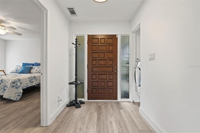 Building Photo - 7215 Westmoreland Dr