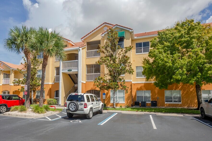 Building Photo - 10764 70th Ave