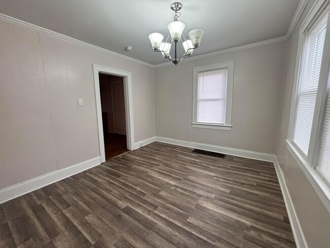 Building Photo - 218 Lechner Ave