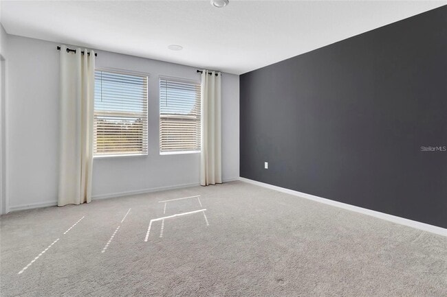 Building Photo - 2596 Penguin Blvd