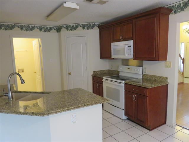 Building Photo - 1410 Ambrose Dr