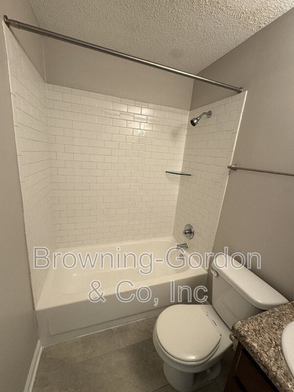 Building Photo - 1303 Acklen Ave