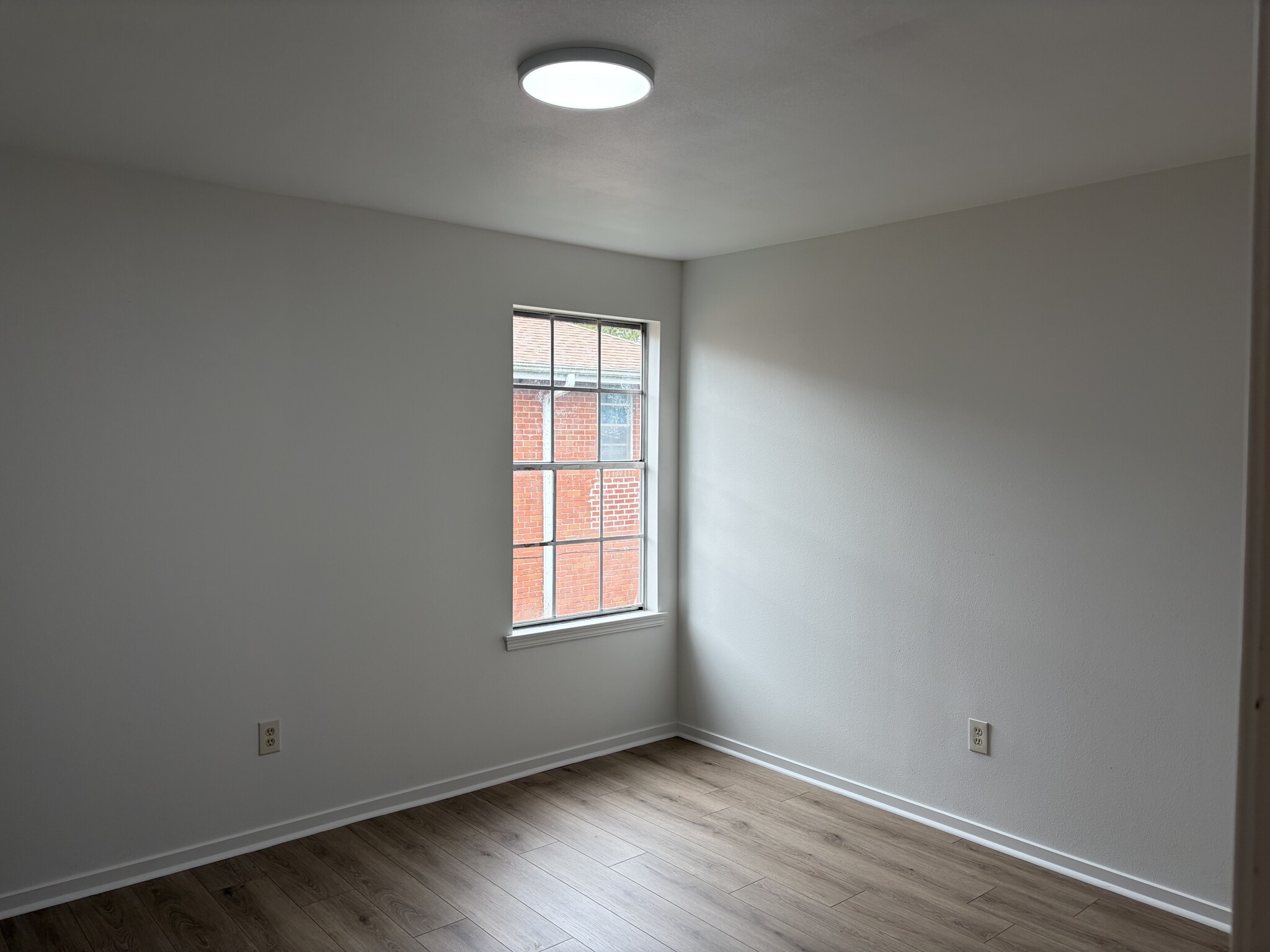 Bedroom 1 - 228 Jewel St