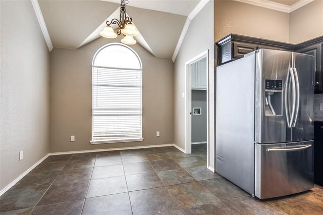 Building Photo - 1214 Sandhurst Ct