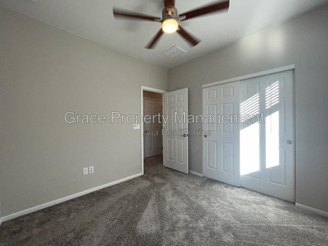Building Photo - 9661 Truckee St