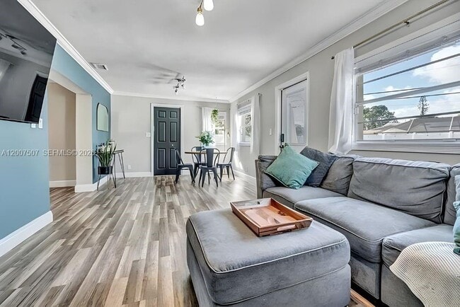 Building Photo - 6941 Boston Dr