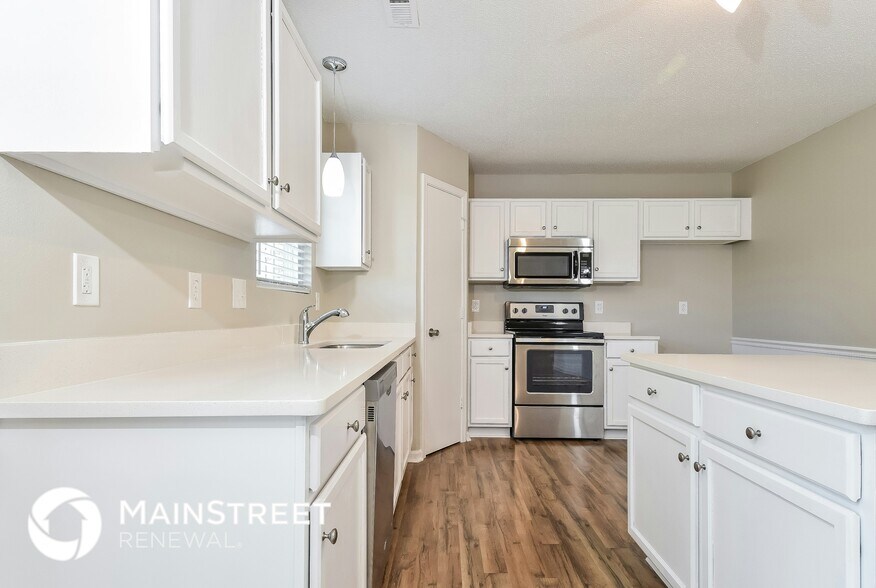Building Photo - 5719 Waterpoint Dr