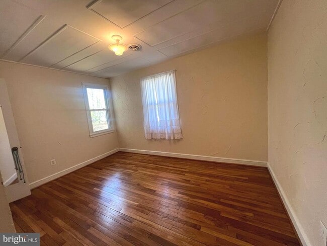 Building Photo - 4112 Elizabeth Ln