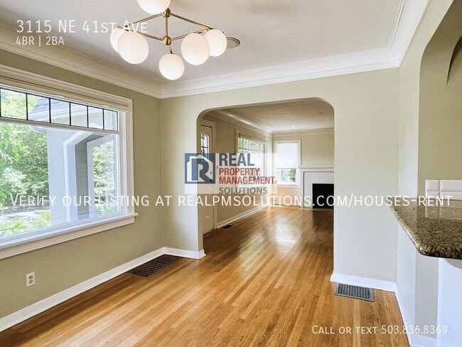 Building Photo - 3115 NE 41st Ave