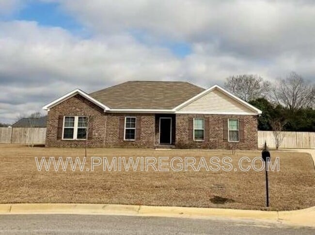 Primary Photo - 697 Magnolia Ln