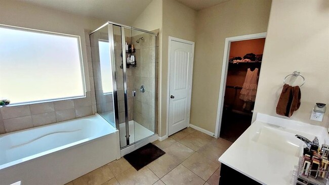 Building Photo - 1967 Mexia Dr