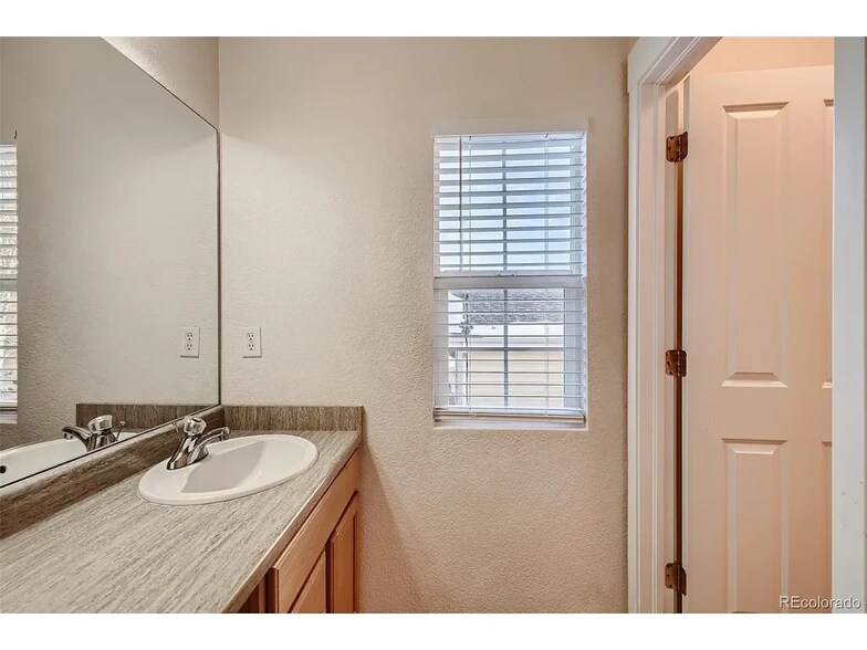 Building Photo - 13317 Glacier Rim Trl