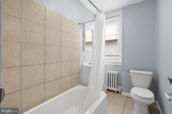 Building Photo - 819 S 56th St