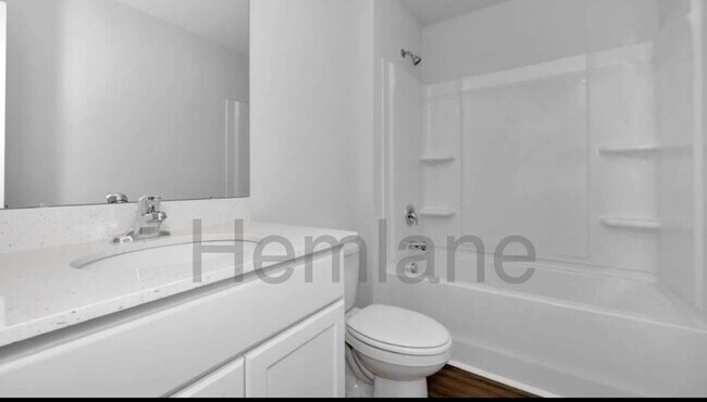 Building Photo - 1507 Heritage Cir SE