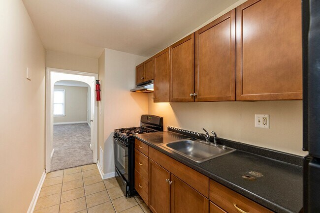 Building Photo - 351 Parkland Pl SE