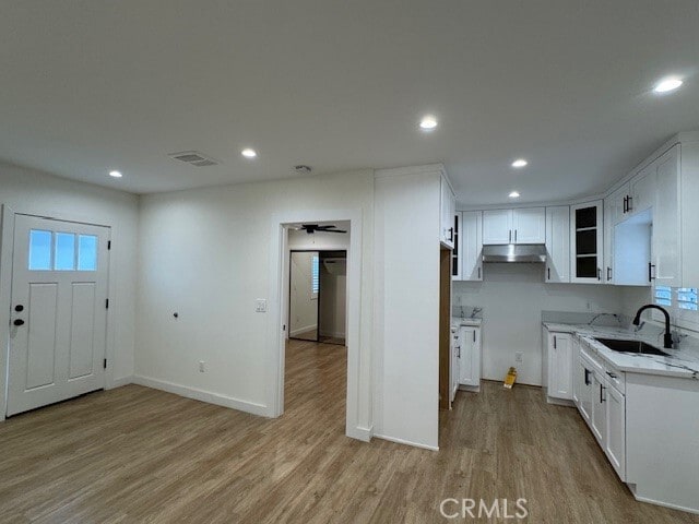 Building Photo - 6342 Vicland Pl