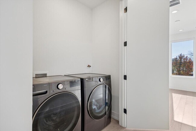 Building Photo - 1508 Redd St